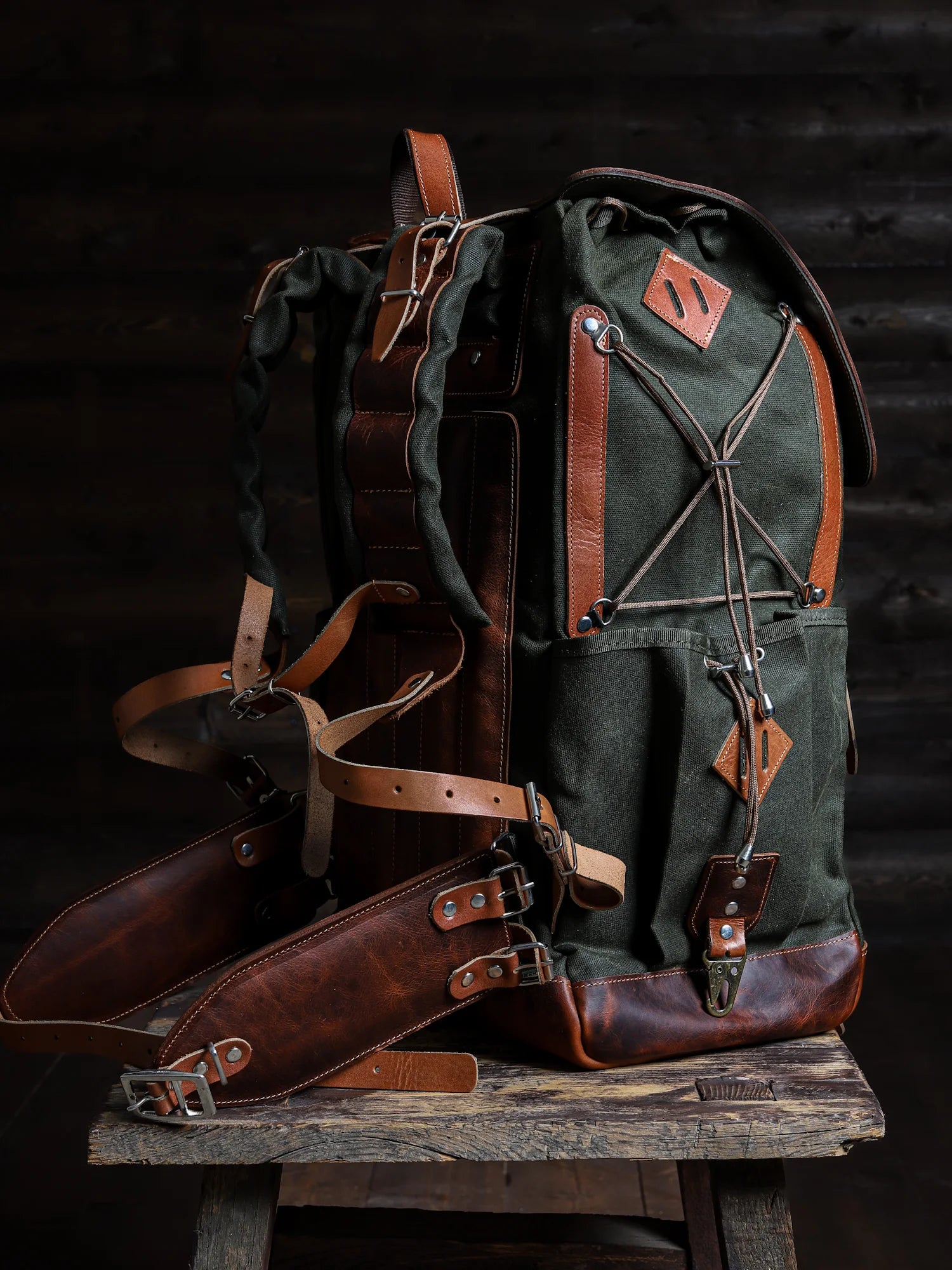 Amanos El Yapımı Hakiki Deri Mumlu Kanvas Bushcraft Çantası