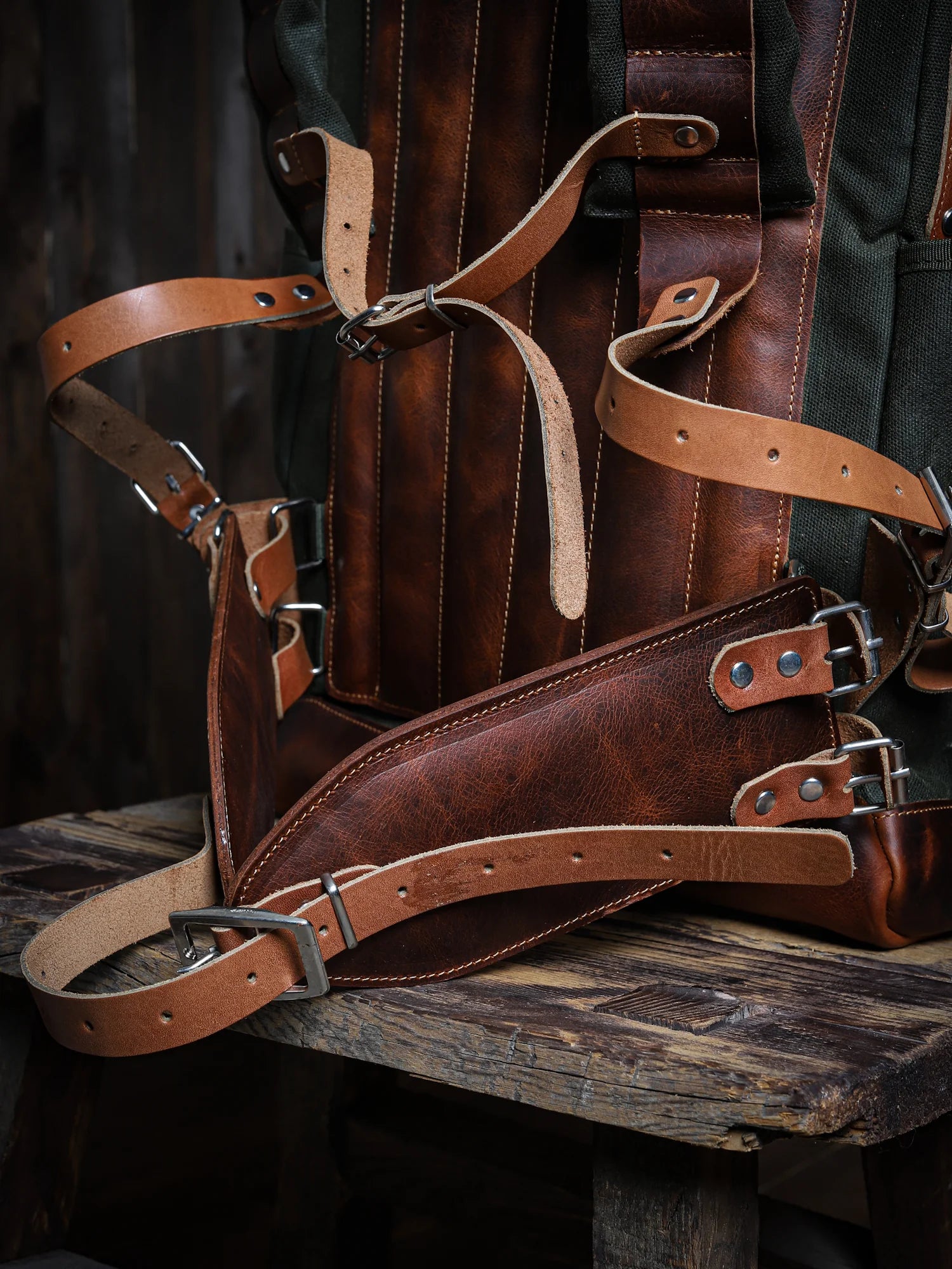 Amanos El Yapımı Hakiki Deri Mumlu Kanvas Bushcraft Çantası