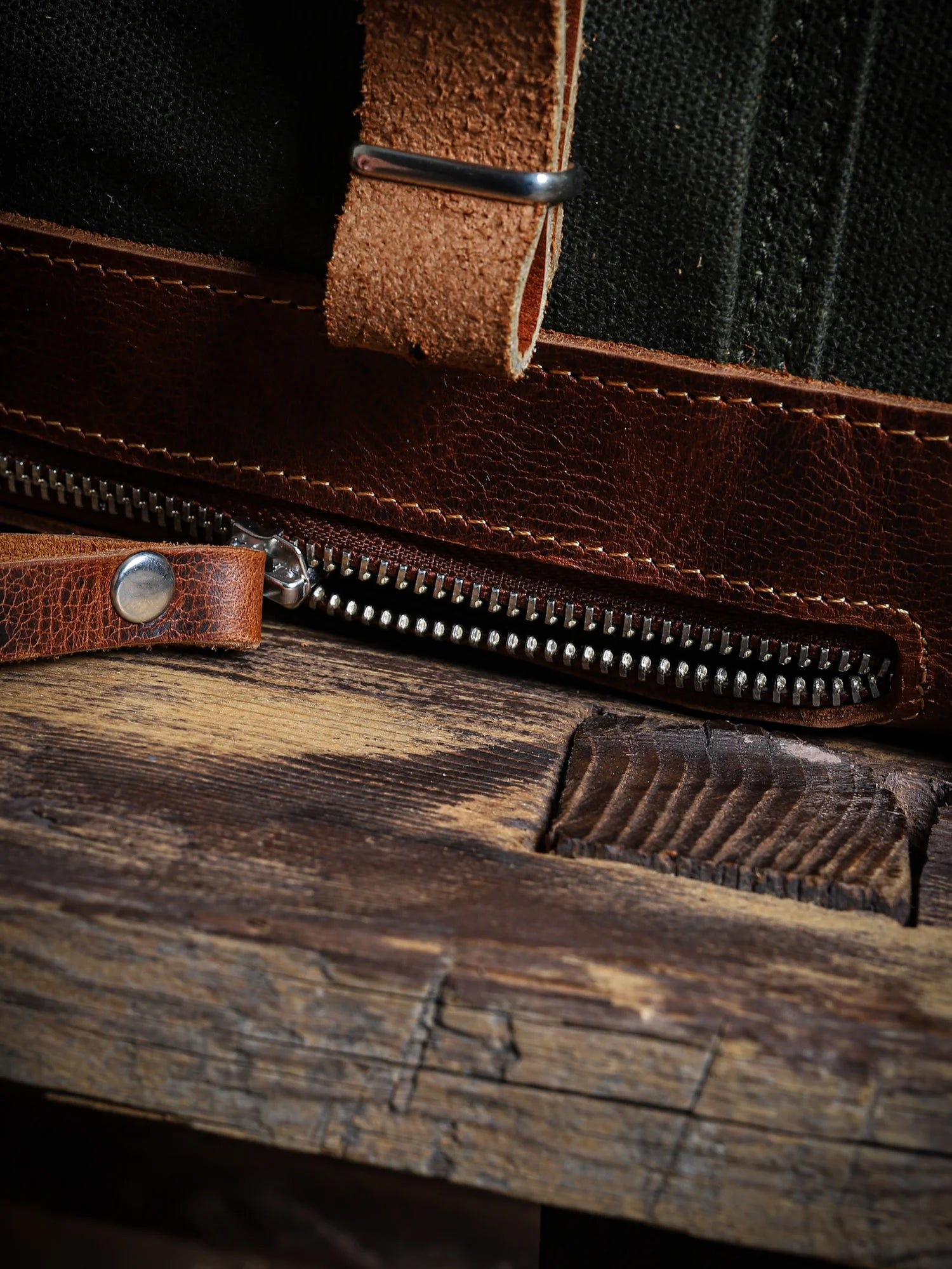 Amanos El Yapımı Hakiki Deri Mumlu Kanvas Bushcraft Çantası