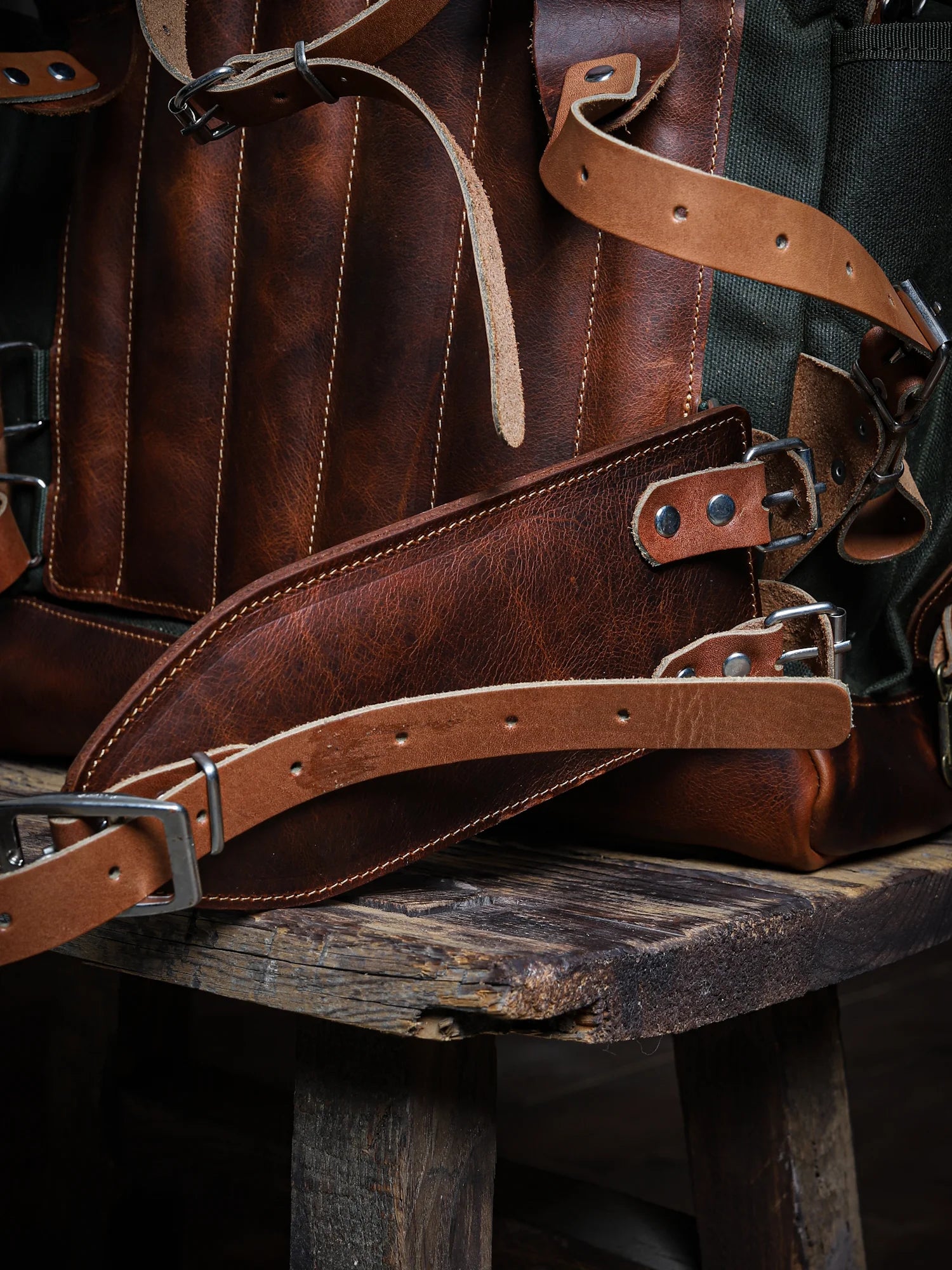 Amanos El Yapımı Hakiki Deri Mumlu Kanvas Bushcraft Çantası