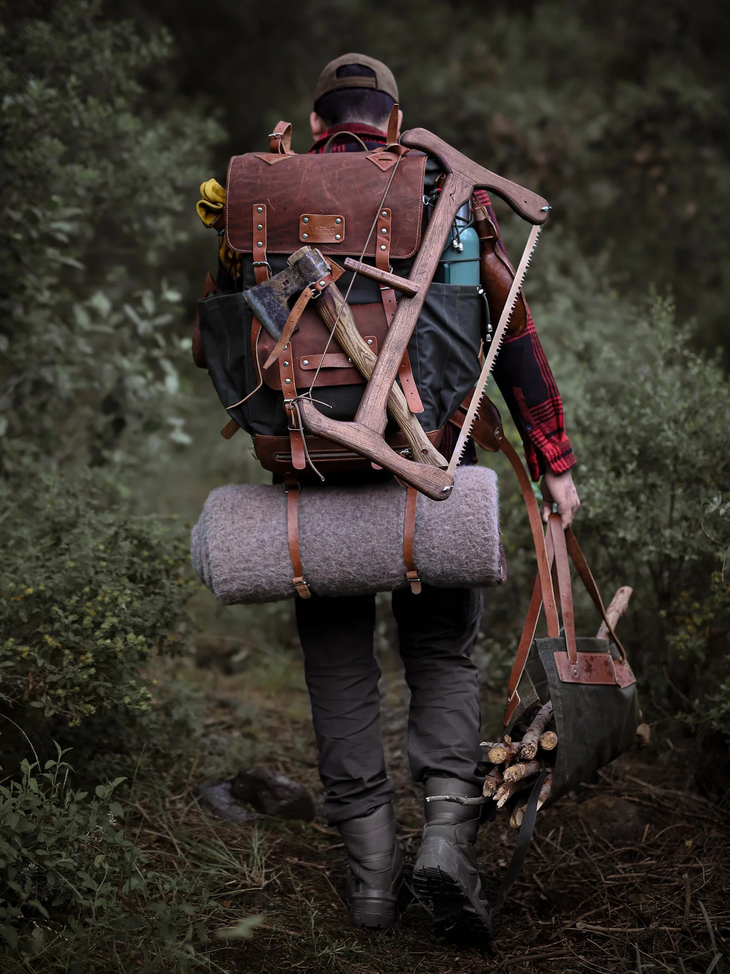 Amanos El Yapımı Hakiki Deri Mumlu Kanvas Bushcraft Çantası