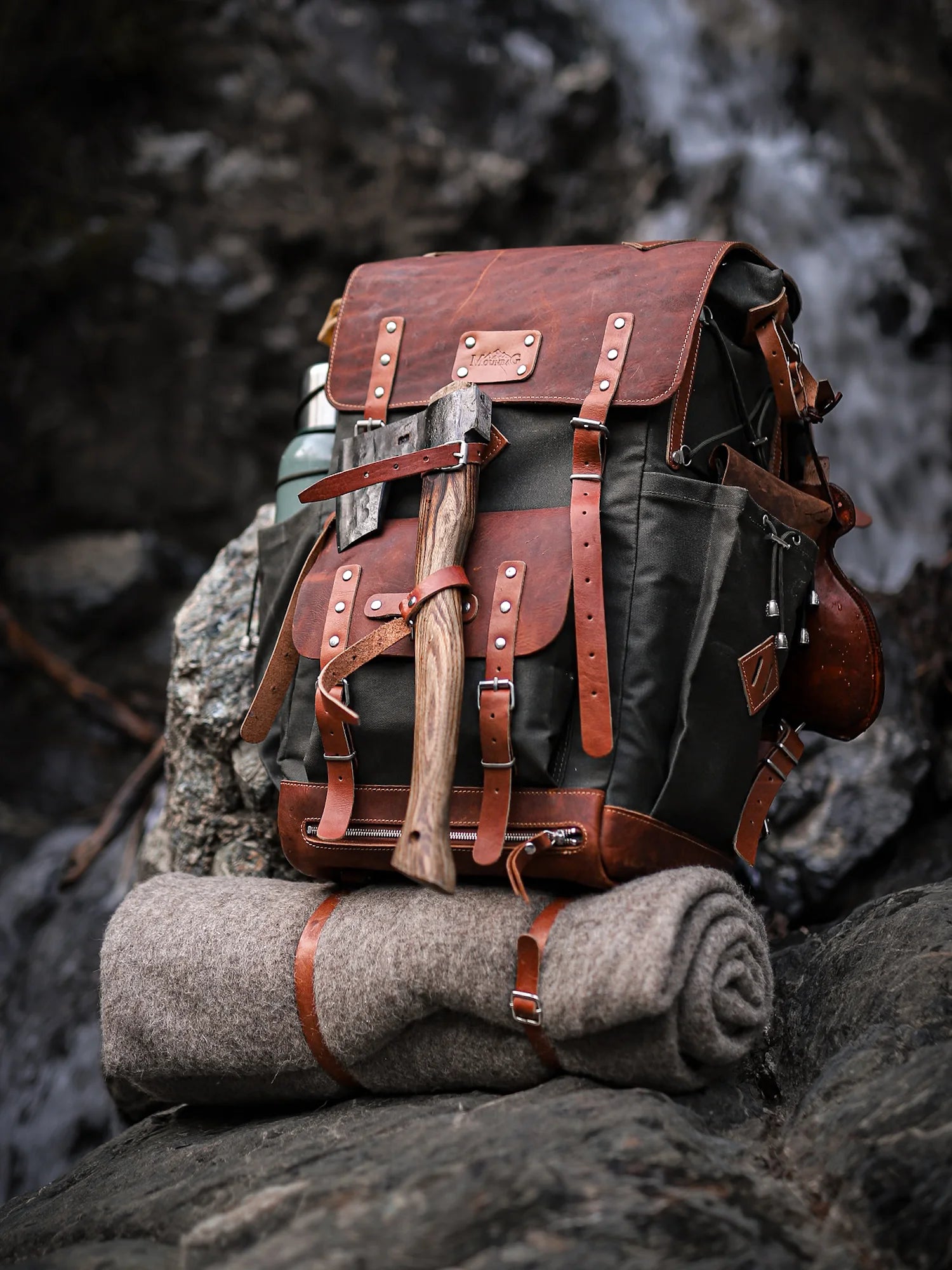 Amanos El Yapımı Hakiki Deri Mumlu Kanvas Bushcraft Çantası