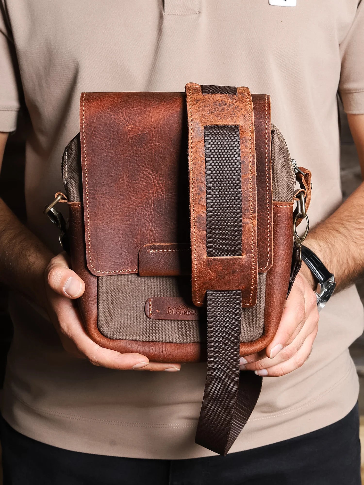 Petra Çapraz Omuz Çantası