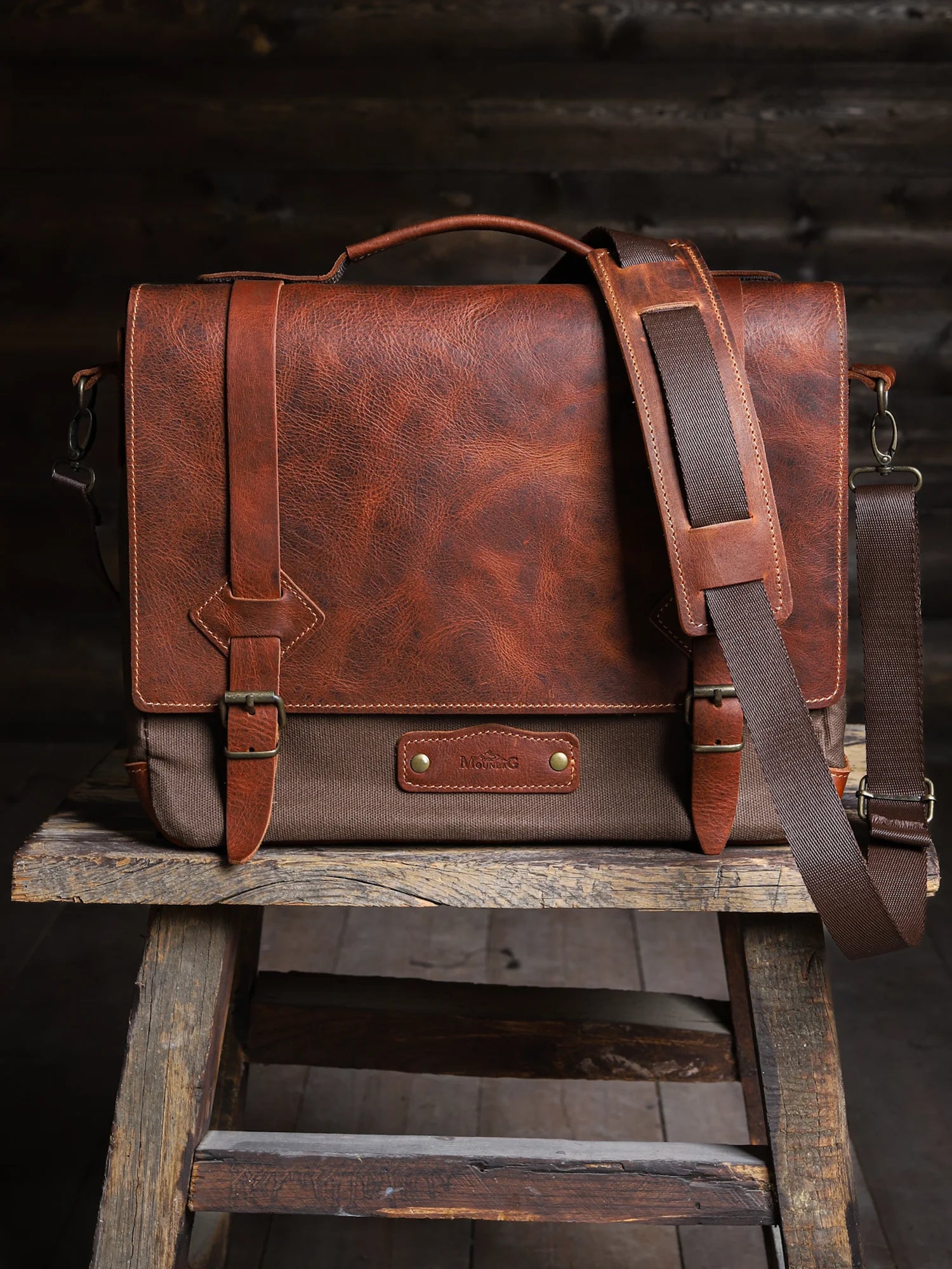 Aspendos Postacı Çantası