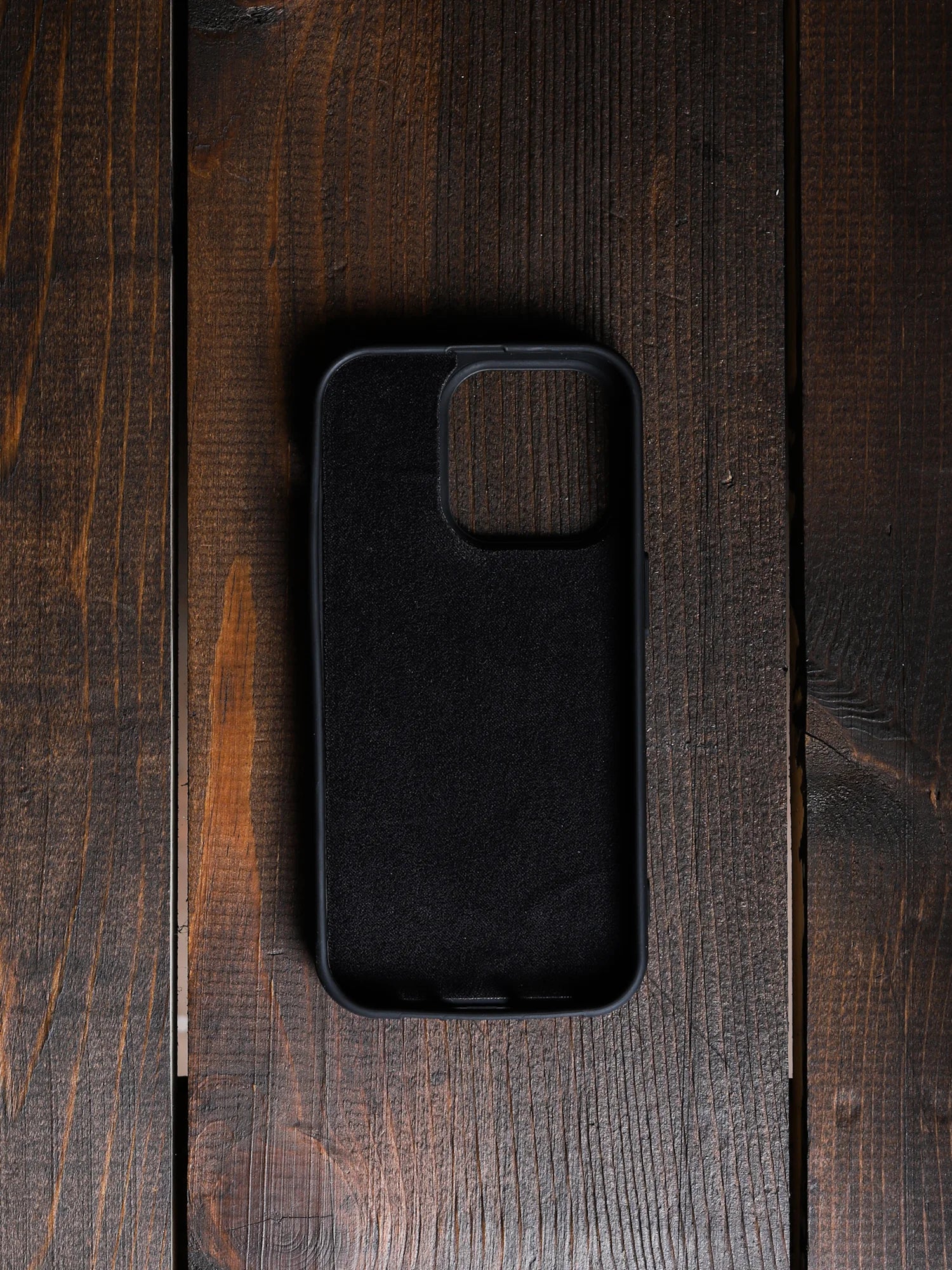 Mora Deri iPhone Kılıfı