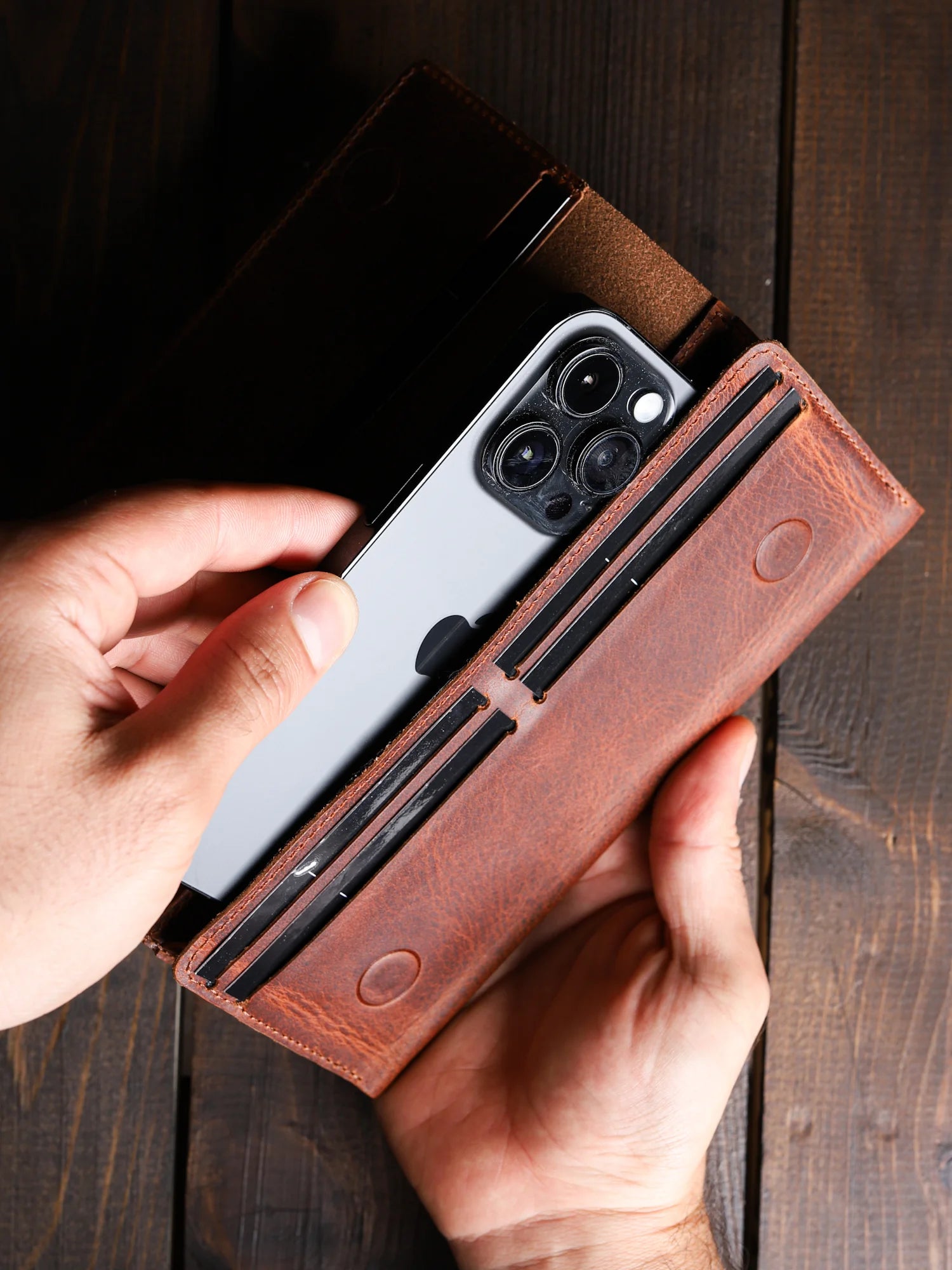 Machu Deri Telefon Cüzdanı