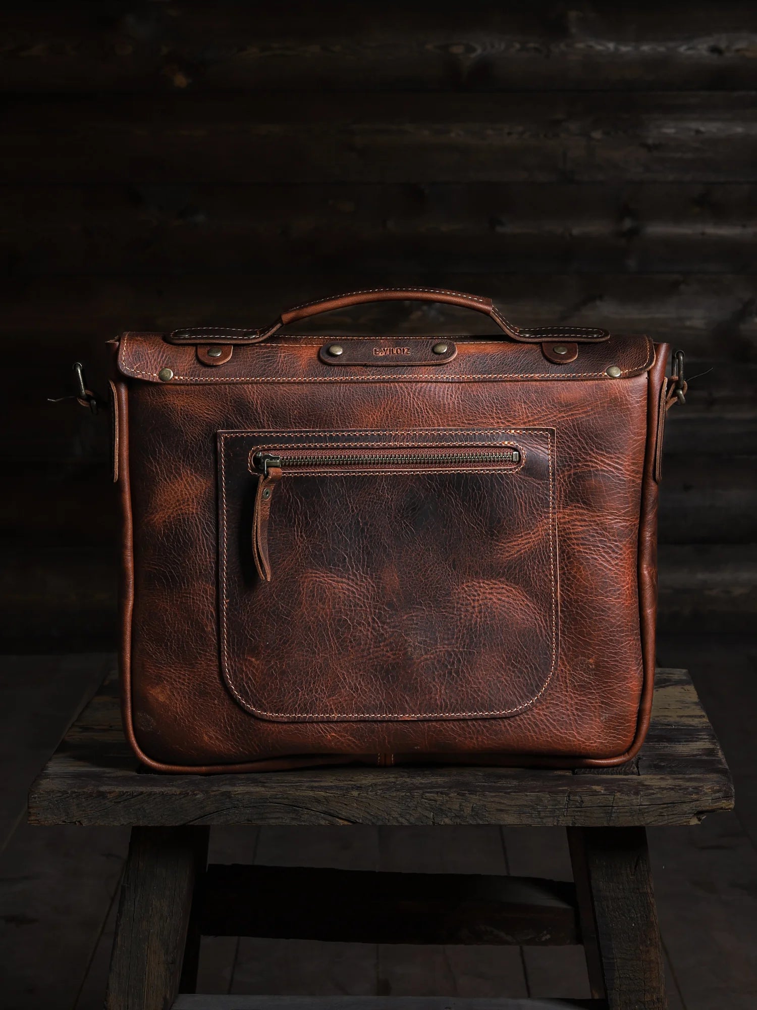 Pergamon Deri Postacı Çantası