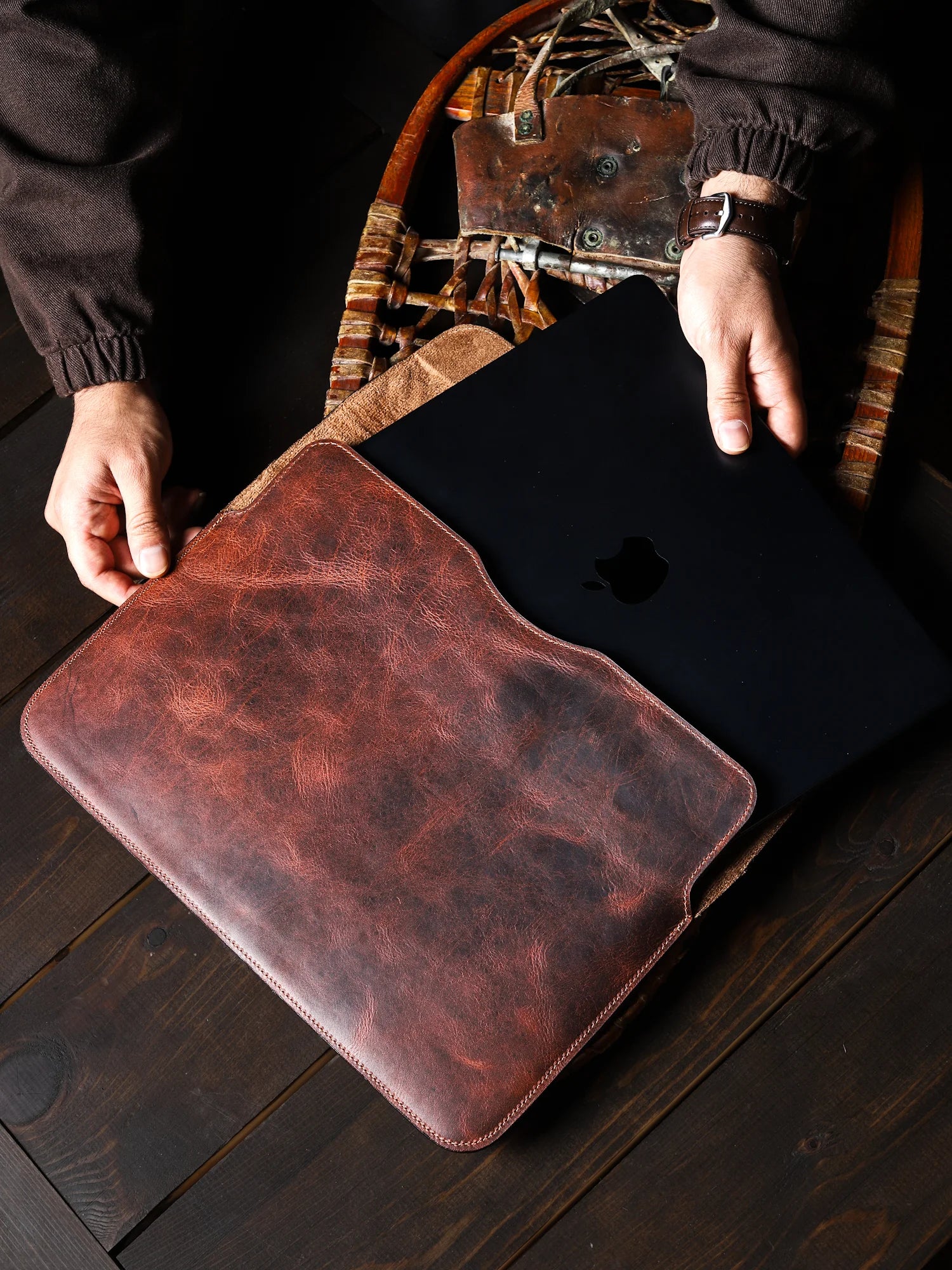 Nysa Deri MacBook Kılıfı - Koyu Taba