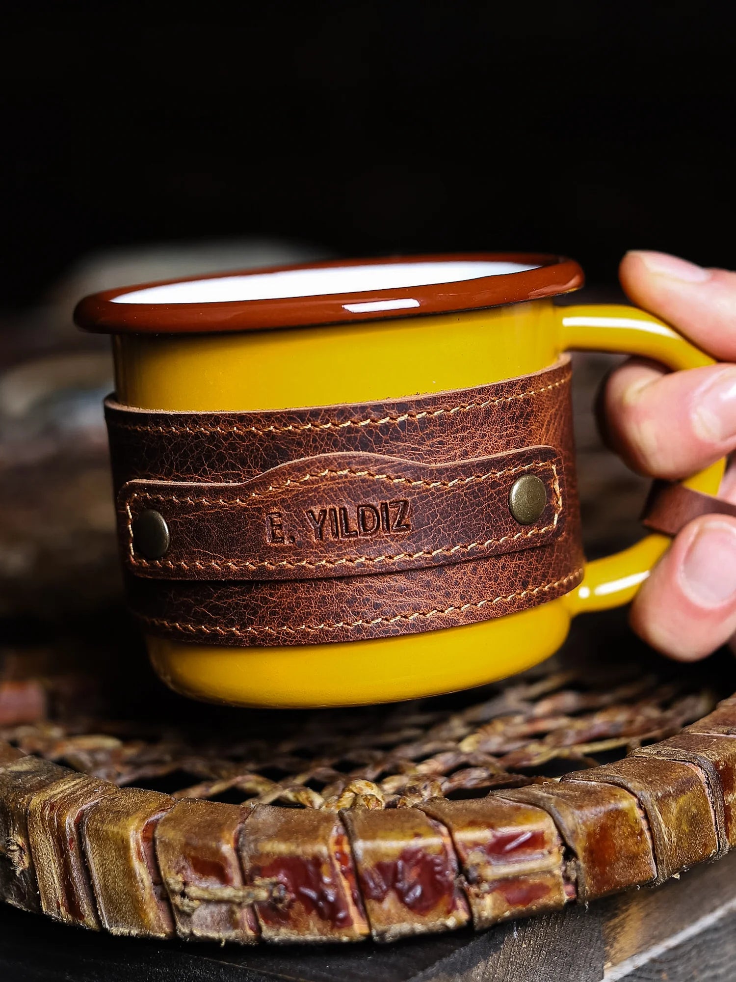 Deri Kaplı Emaye Kupa Bardak & Magnesia Nakit Klipsli Cüzdan Seti