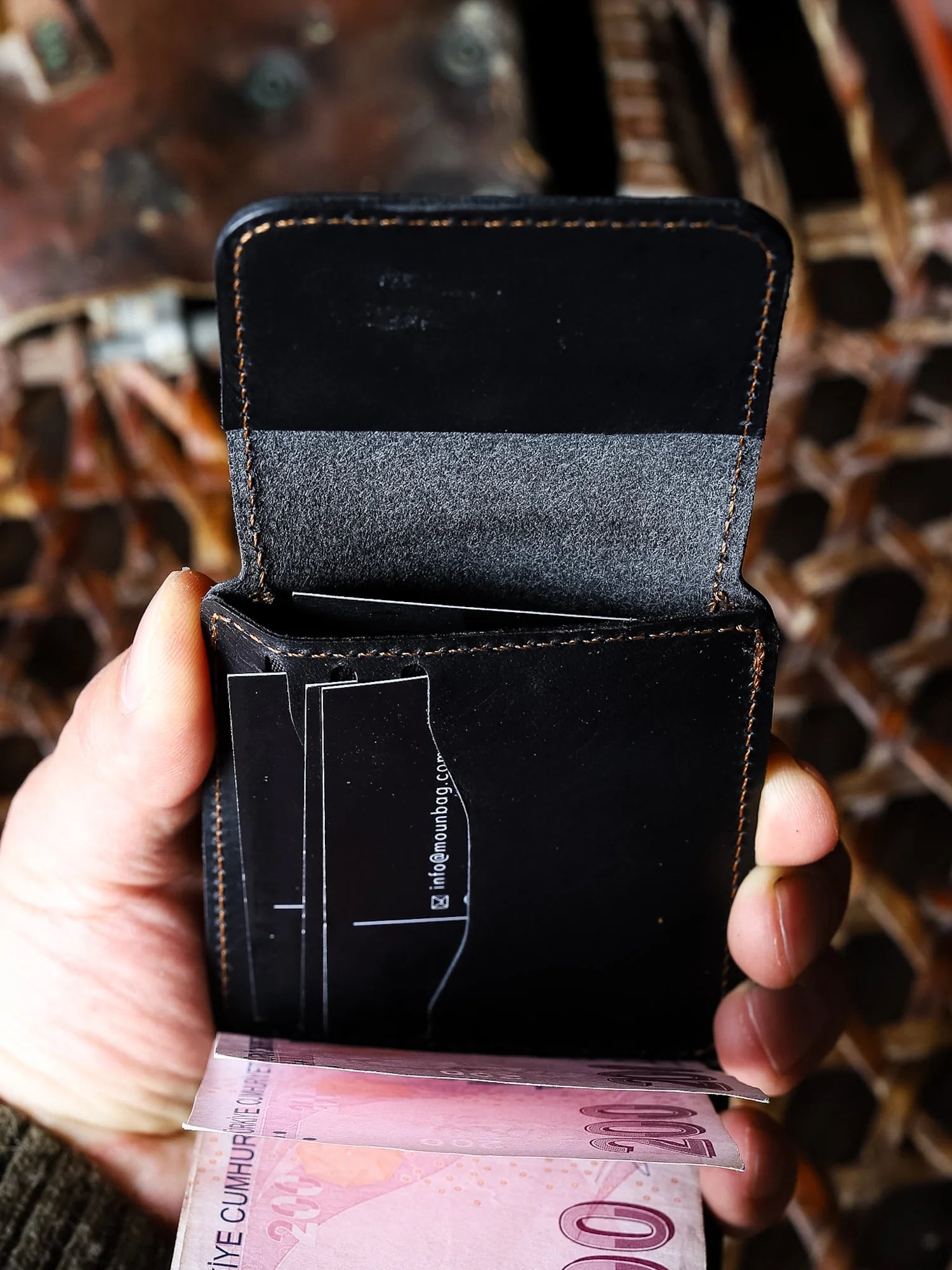 Magnesia Ethnique Nakit Klipsli Deri Cüzdan