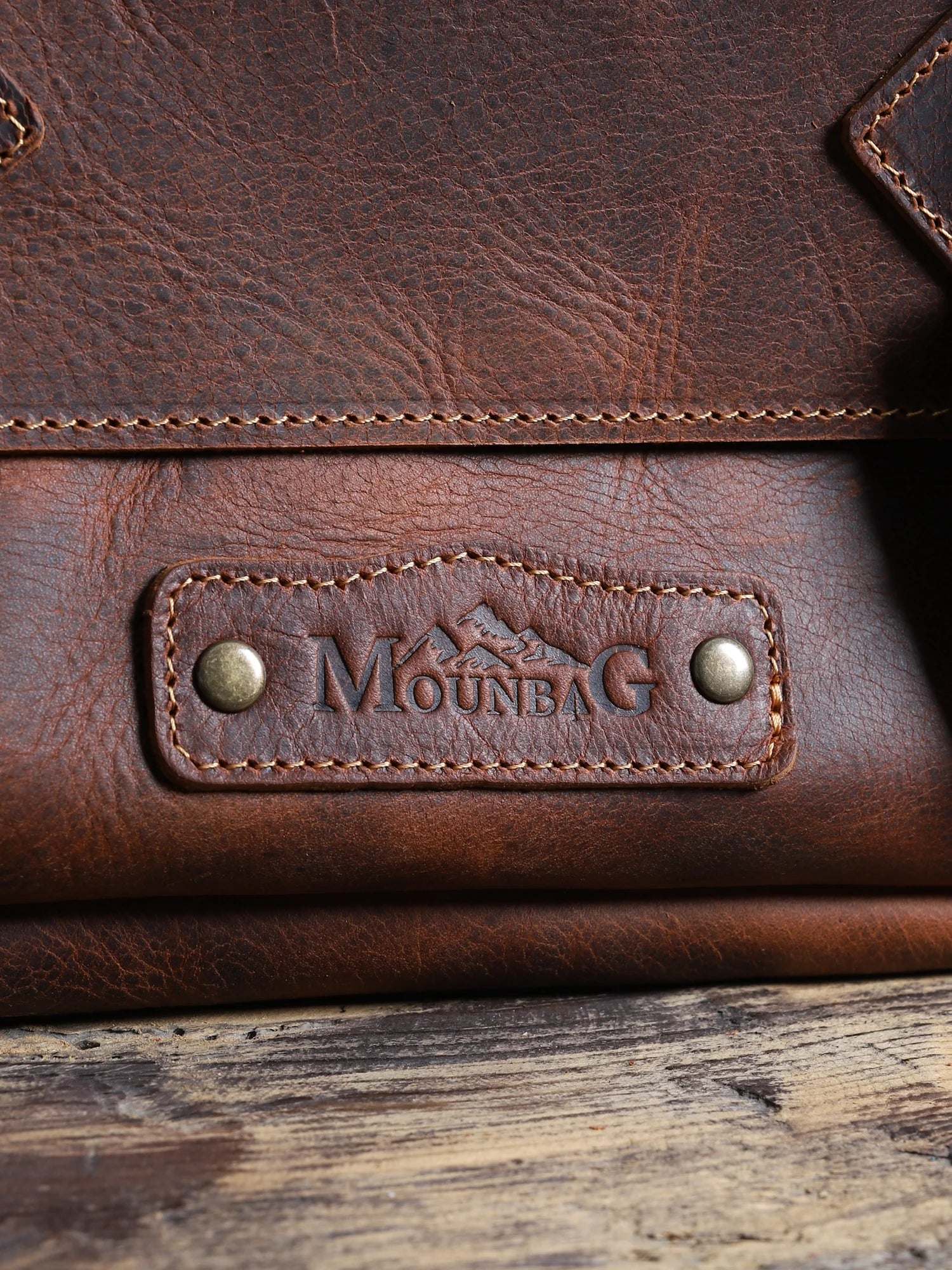 Pergamon Mini Deri Postacı Çantası