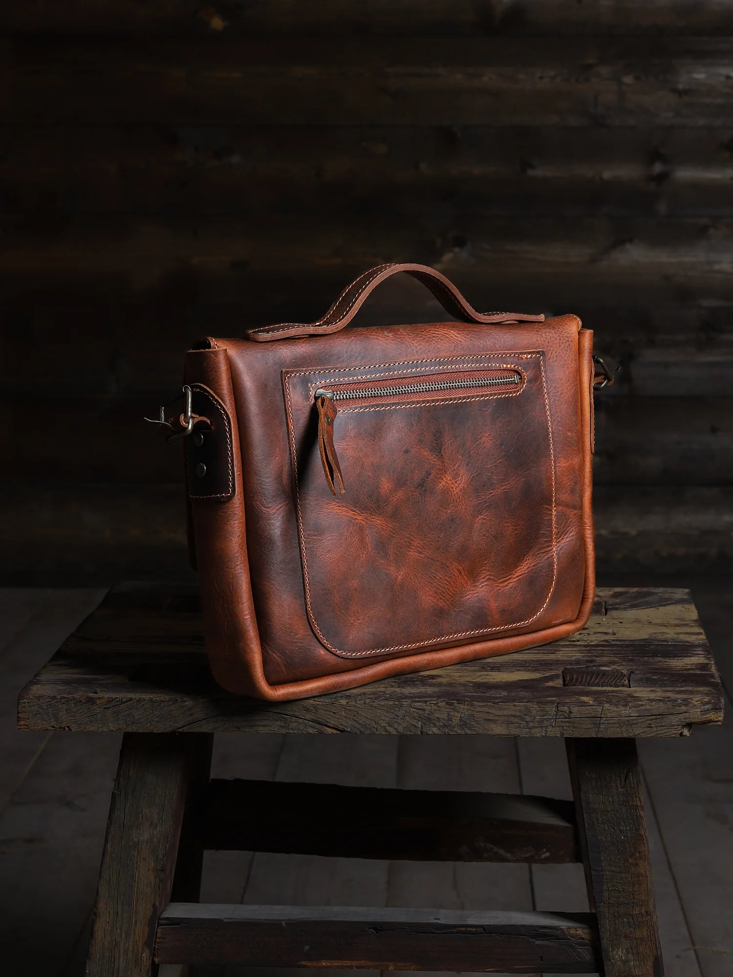 Pergamon Mini Deri Postacı Çantası