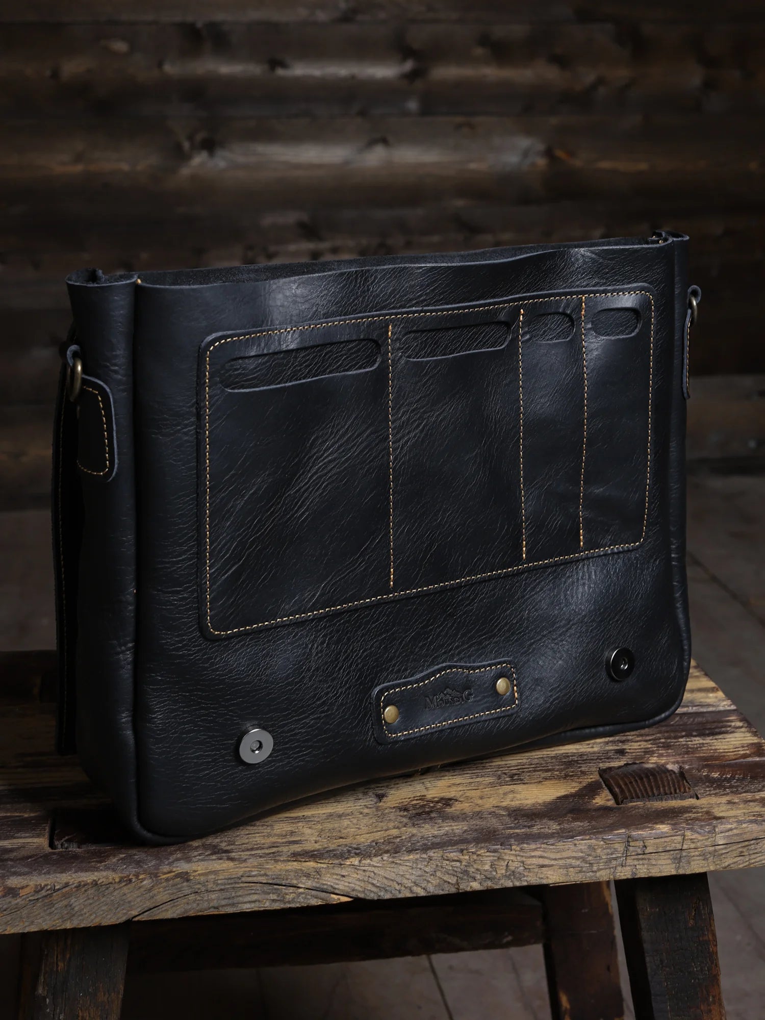 Pergamon Deri Postacı Çantası