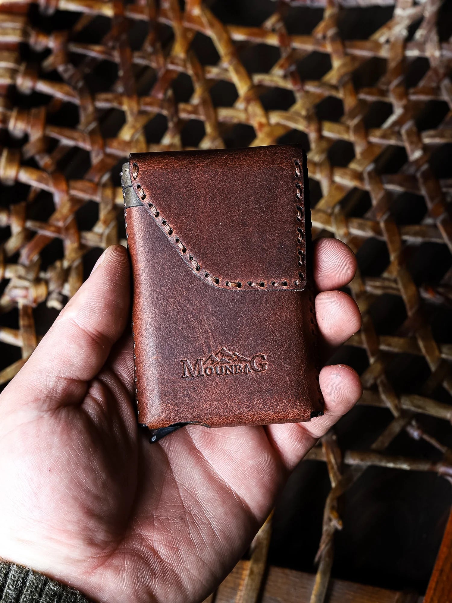 Sardes Mekanizmalı Deri Kartlık