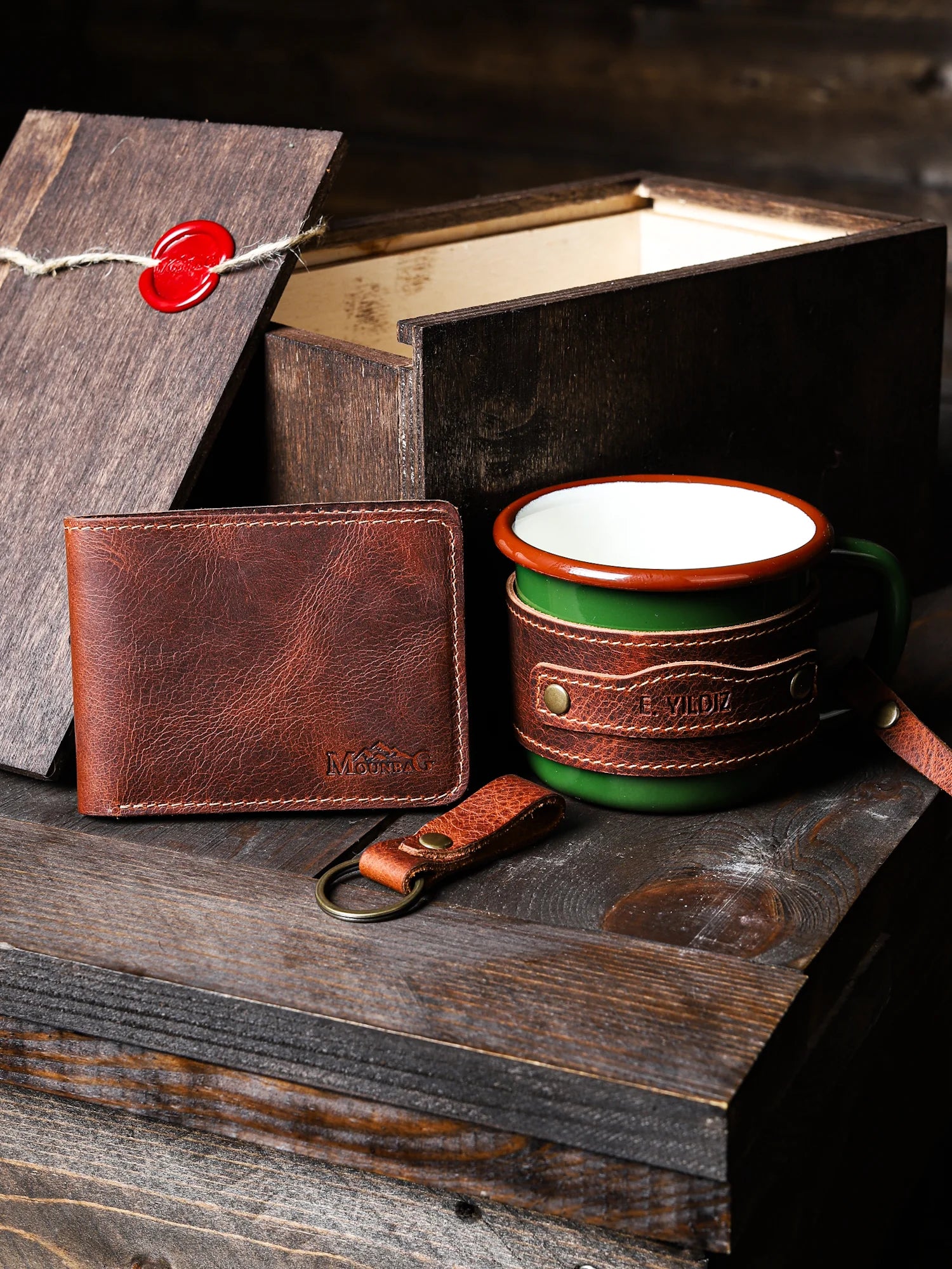 Deri Kaplı Emaye Kupa Bardak & Klasik Cüzdan Seti