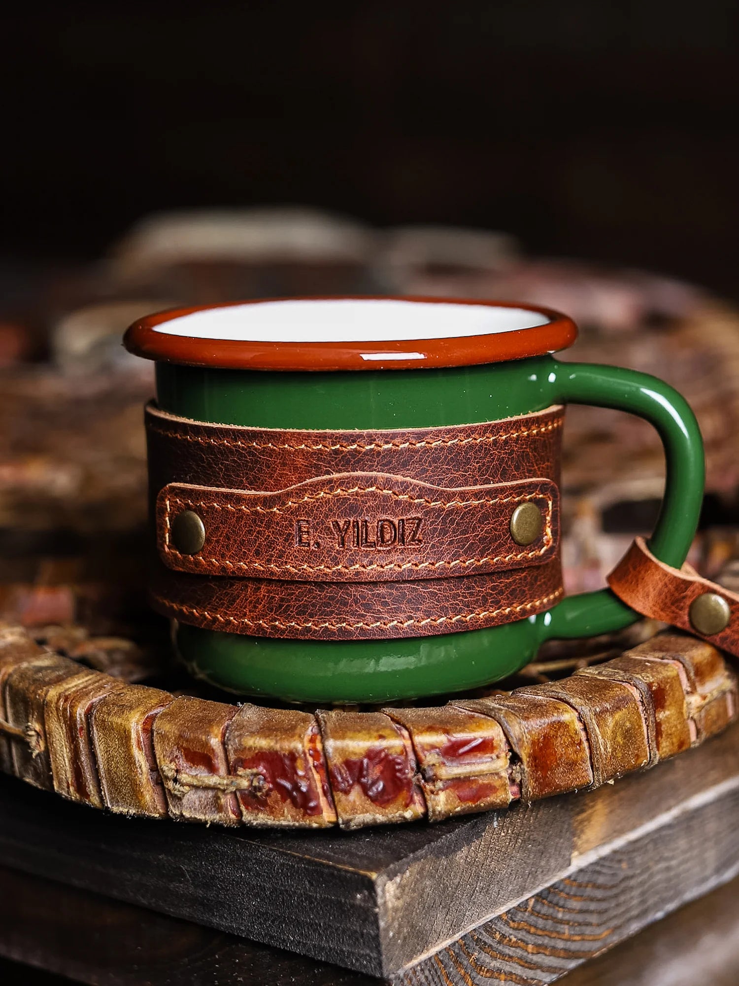 İkili Deri Kaplı Emaye Kupa Bardak Seti