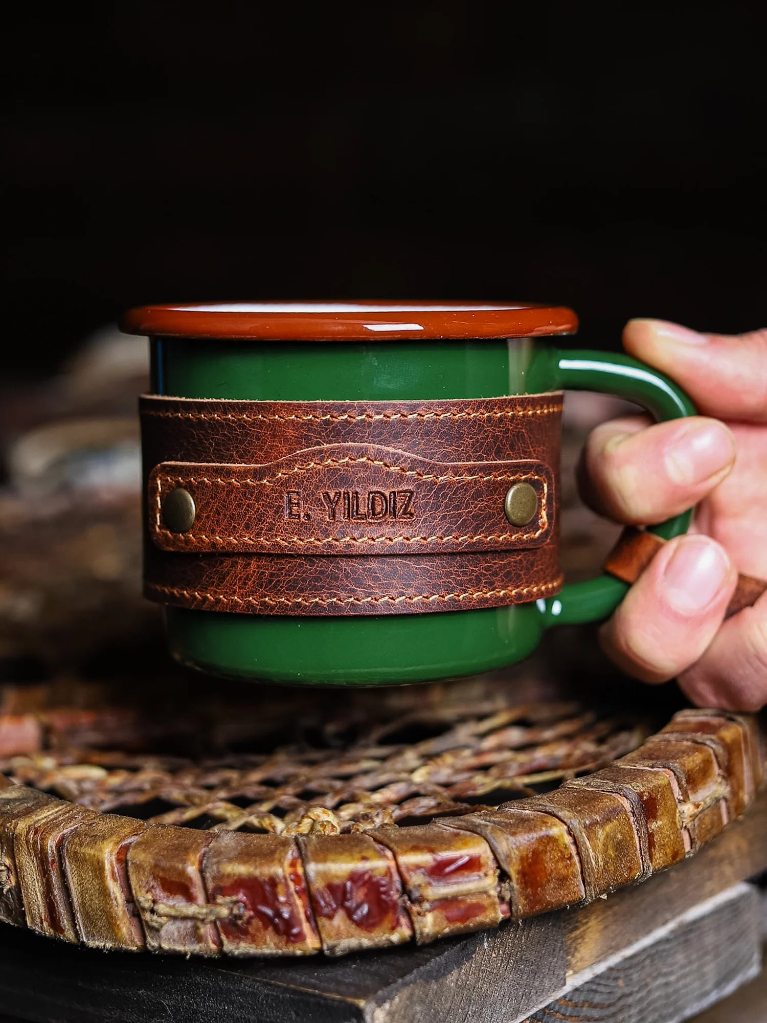 Deri Kaplı Emaye Kupa Bardak & Magnesia Nakit Klipsli Cüzdan Seti