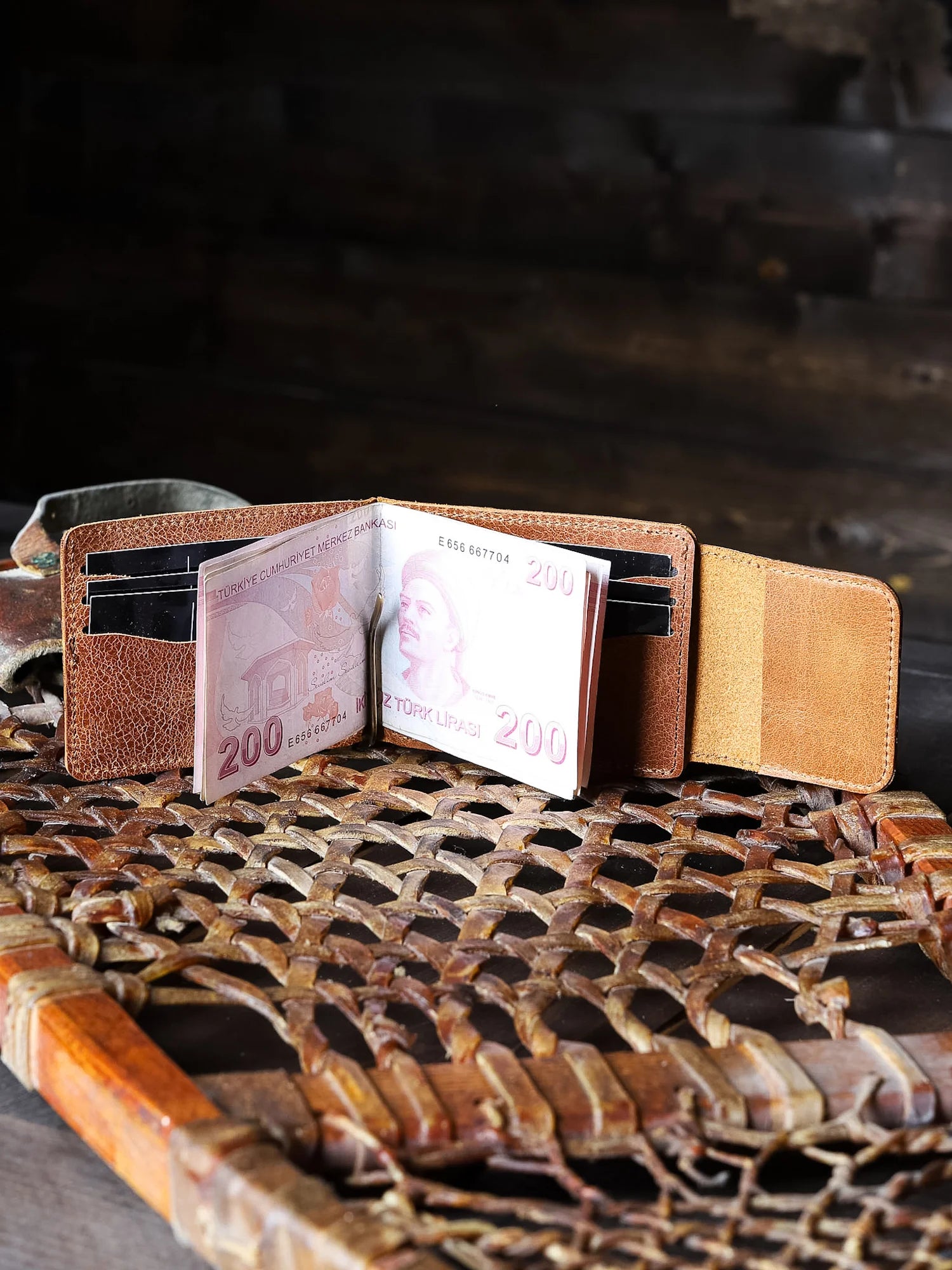 Magnesia Ethnique Nakit Klipsli Deri Cüzdan