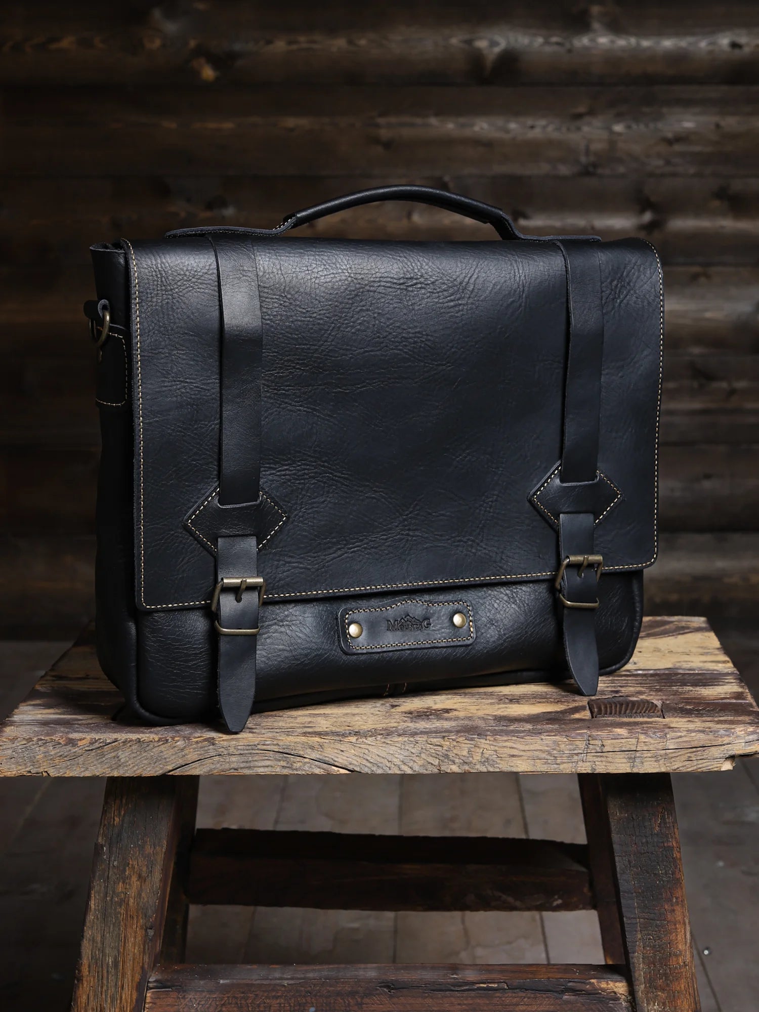 Pergamon Deri Postacı Çantası