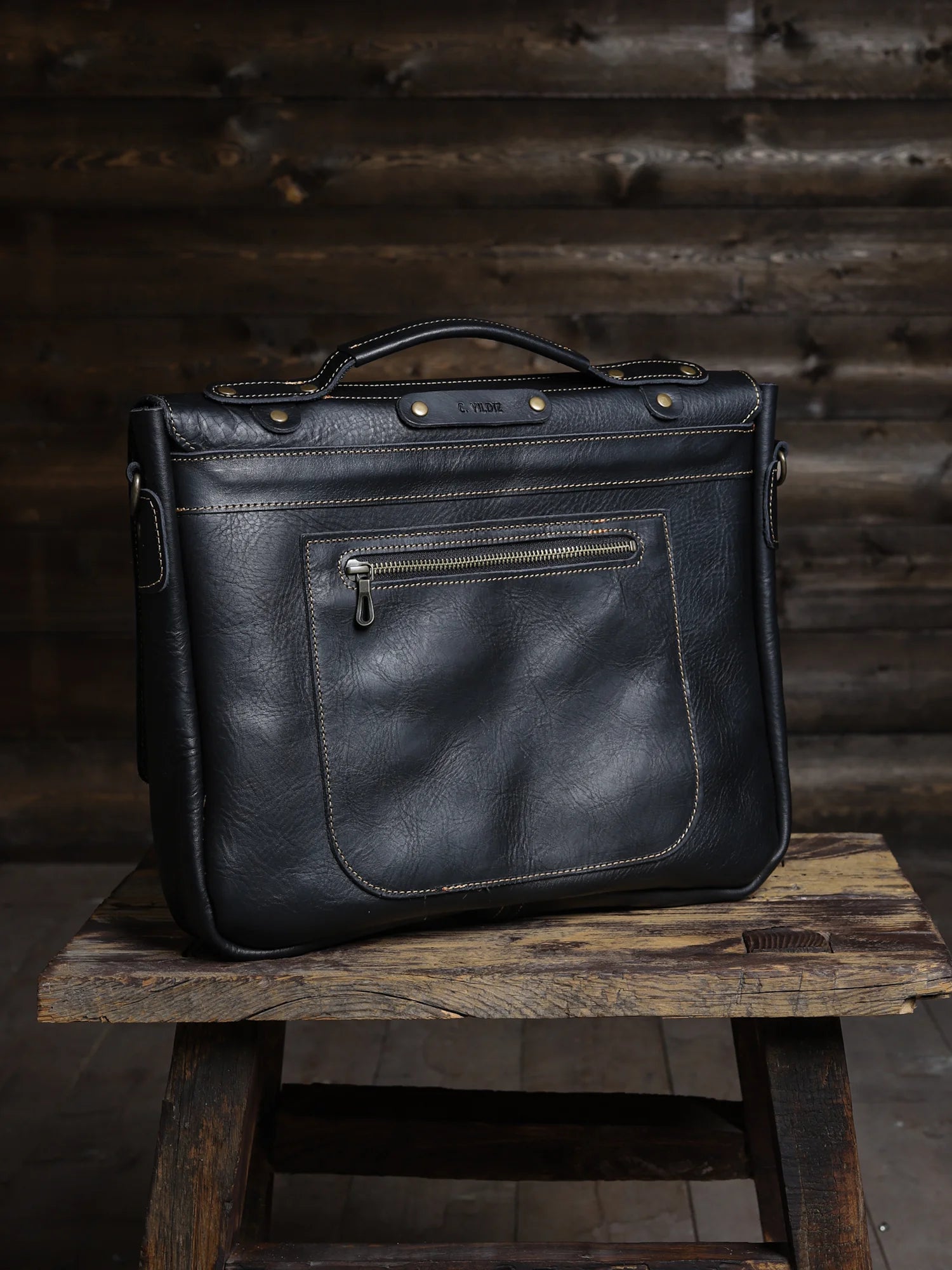 Pergamon Deri Postacı Çantası