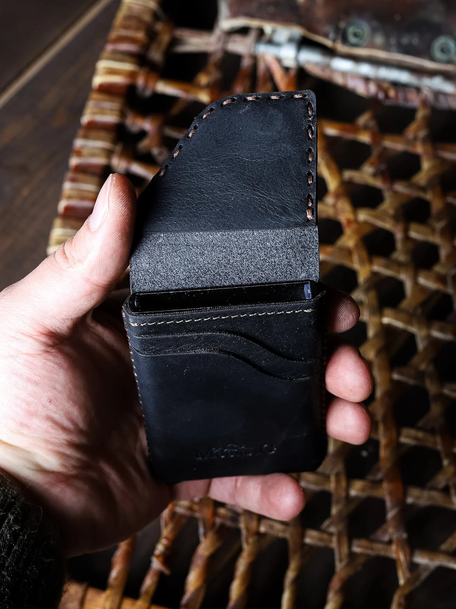 Sardes Mekanizmalı Deri Kartlık