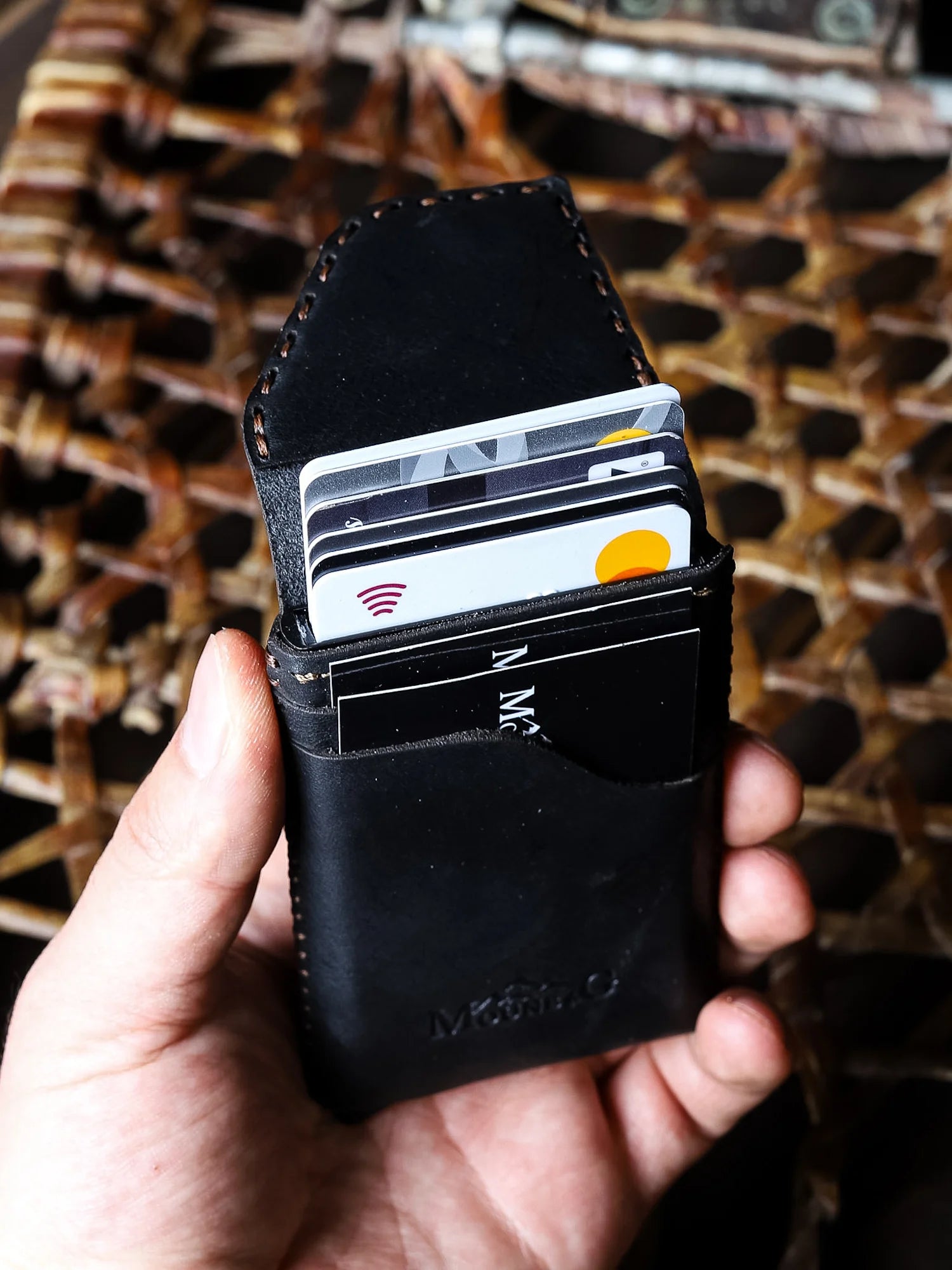 Sardes Mekanizmalı Deri Kartlık